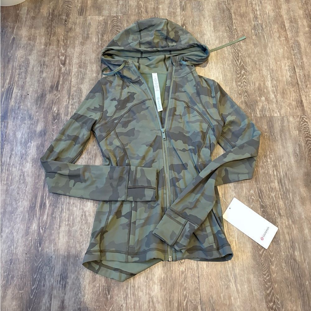 Lululemon Hooded Define Jacket Nulu
Heritage 365 Camo Green Twill Multi - Picture 4 of 10